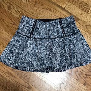 Lululemon - Lost In Pace Skirt BRAND NEW